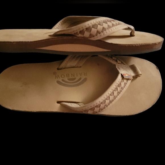 The Bentley LL Buckskin Men's Rainbow Size 7.5-8.5. New without Box. Never Worn - Picture 2 of 7